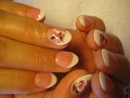 Épített porcelán, akrildíszítéssel